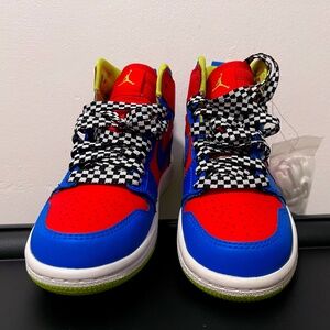 LITTLE KIDS JORDANS 1